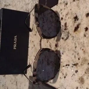 Prada woman sunglasses spr 20 us made in Italy Sunglasses Prada PR 20ZS (1AB5S0) PR20ZS SPR20ZS Woman  main image 4